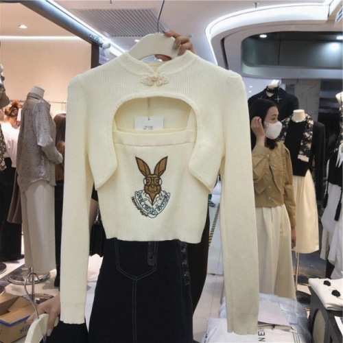 Knitwear two piece set women's 2021 early autumn new Korean cartoon rabbit embroidery suspender hollow out long sleeve top fashion