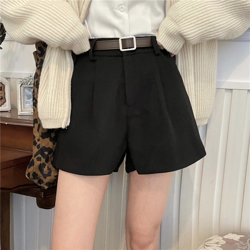 Real shooting real price autumn and winter versatile black tweed shorts Korean high waist thin crimped pocket word pants