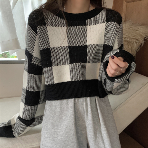 Real shooting, real price, niche design, short chessboard, loose sweater, female