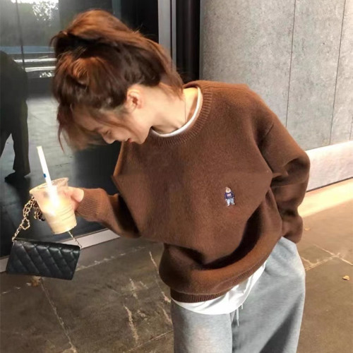 Little bear embroidered soft waxy Korean lazy style Pullover Sweater women's 2021 new autumn and winter loose outer wearing soft top