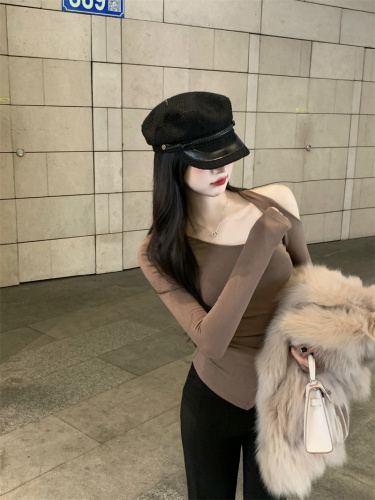 Real shot real price ground wool pick shoulder bottoming shirt autumn and winter female slim fit, fashionable inside, small and versatile long sleeves