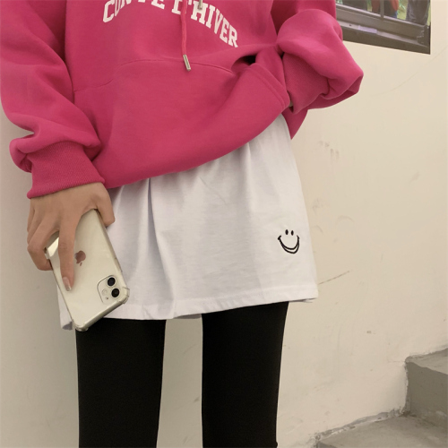 2021 new sweater bottoming artifact embroidery buttock curtain bottoming short skirt large women's wear