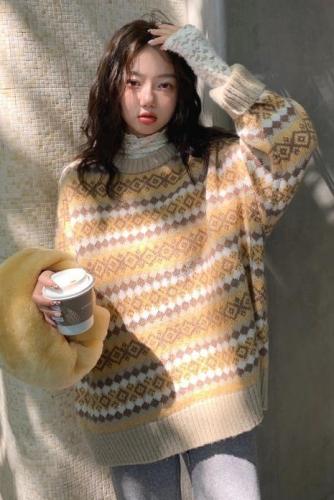 Green diamond check sweater for women in autumn and winter 2021 new style spring and autumn wear high-grade loose and lazy Knitted Top