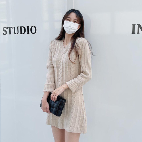 Real price sexy V-neck twist dress Korean solid color closed waist A-shaped split horn sleeve wool dress women