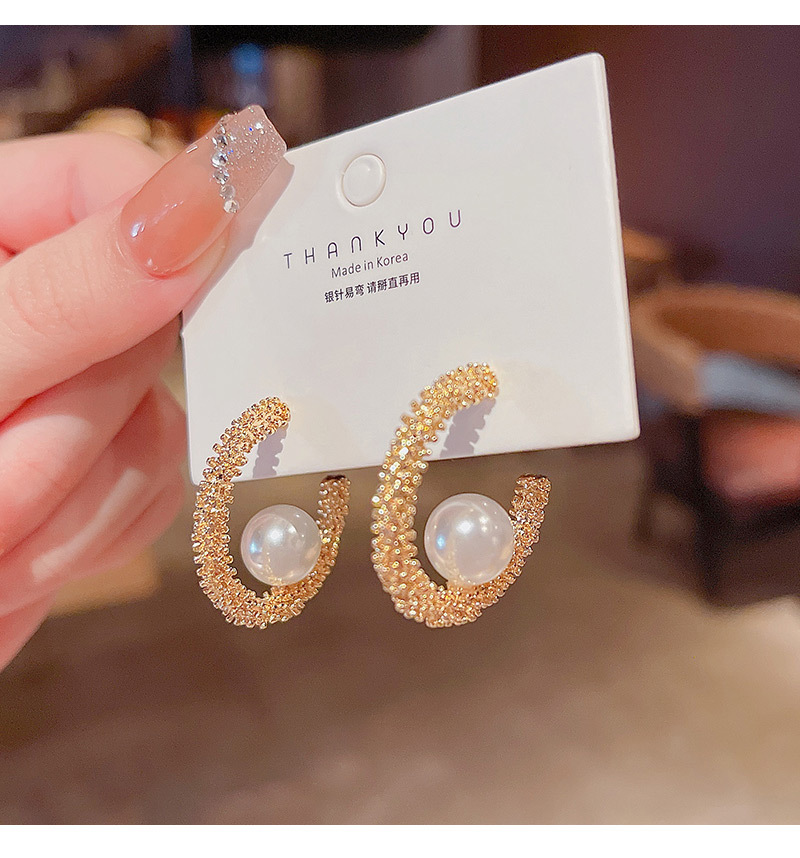 Real shooting of new C-shaped 925 silver needle pearl retro Earrings net red earrings of the East Gate