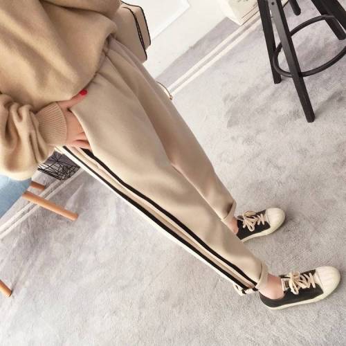 Autumn and Winter Korean version of woolen turnip trousers with small feet