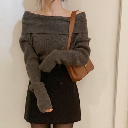One shoulder sexy sweater women's Winter Hong Kong Style playful off shoulder thickened solid color short sweater