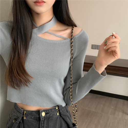 Real shooting, real price design, cross hanging neck, long sleeve knitted bottoming shirt, slim fitting short T-shirt, women's top