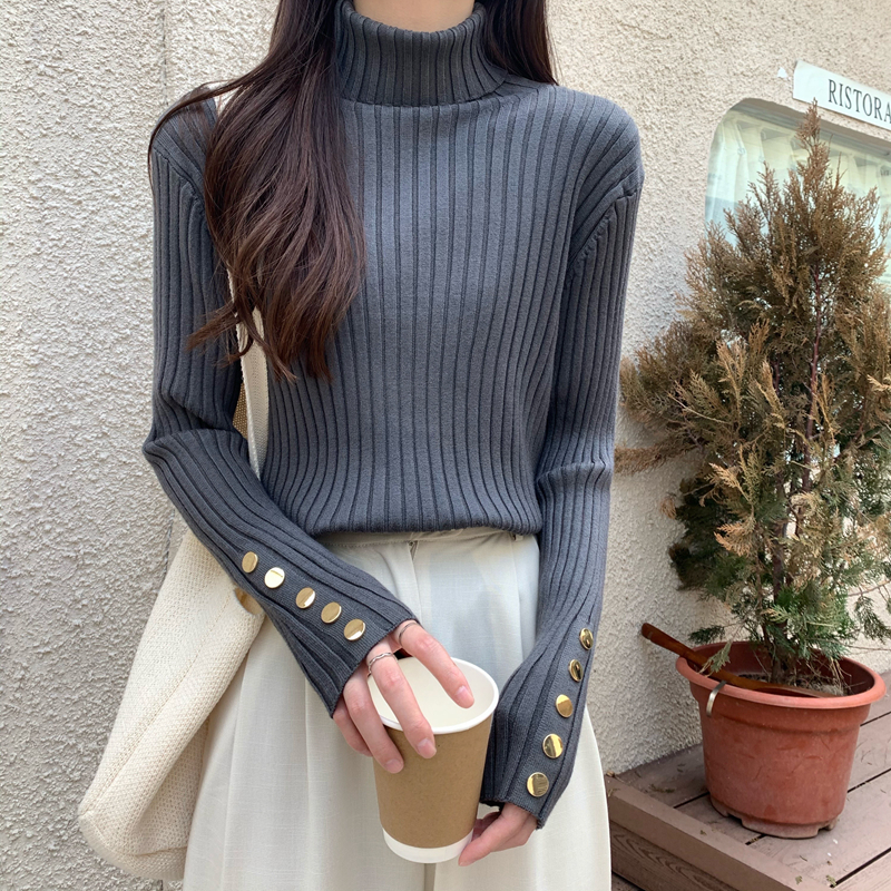 Real shooting, real price, autumn and winter Korean version, high collar, button inside, foreign style sweater, bottomed sweater