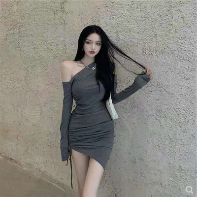 Skirt female summer 2021 new sexy off shoulder temperament slim wrap hip skirt short skirt slim tight black dress