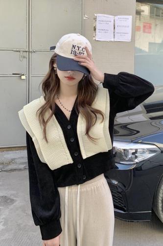 Real price real shooting autumn and winter Korean loose short Ruffle design sense of minority V-neck cardigan Top Long Sleeve Shirt