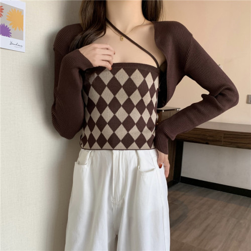 Real shooting long sleeve knitted cardigan spring and autumn 202 new shawl checkered suspender vest short top two-piece set