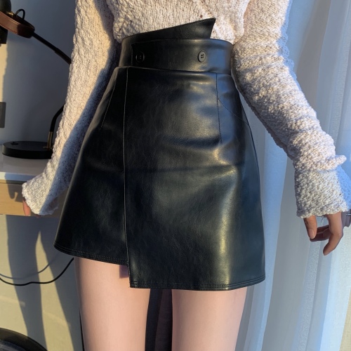 Real shot design sense of small crowd, hip A-line skirt, irregular high waist, thin half skin skirt, fashion