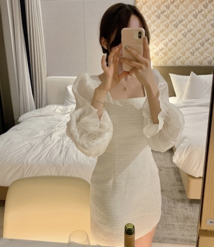 Spring new fashion square collar stitched mesh horn sleeve waist short dress women