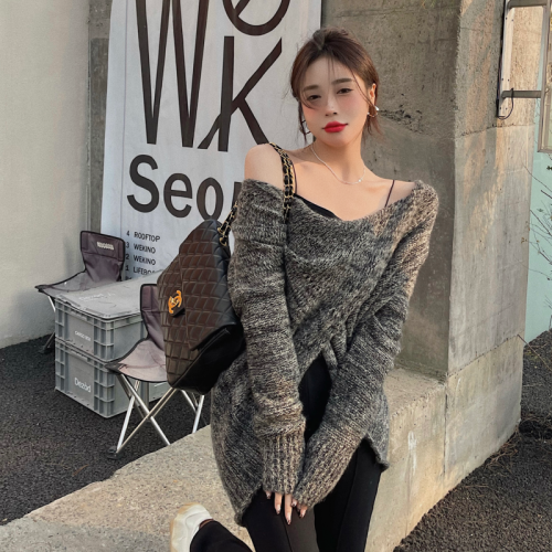Real price V-neck cross lazy knitted sweater