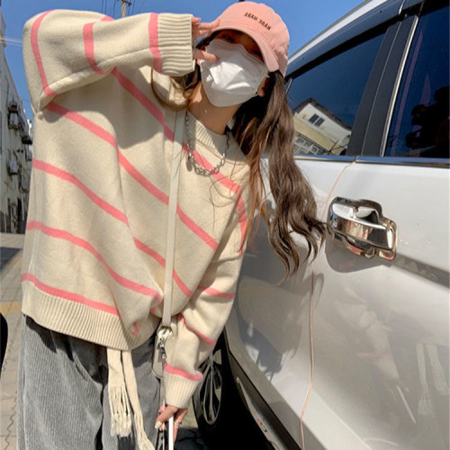 Autumn and winter New Retro age reduction lazy wind stripe sweater female student Korean version loose and thin Hong Kong style sweater fashion