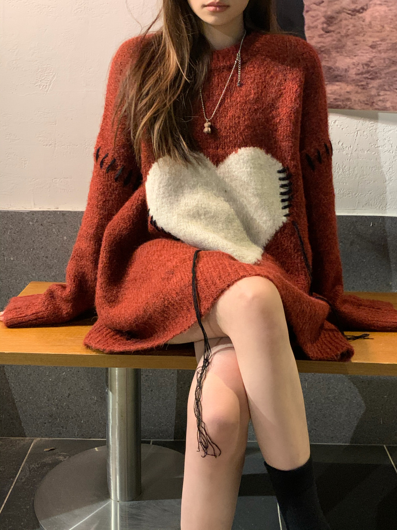 Real shooting, real price, love, color contrast, heavy technology, splicing round neck, medium and long sweater, showing thin and age reducing top
