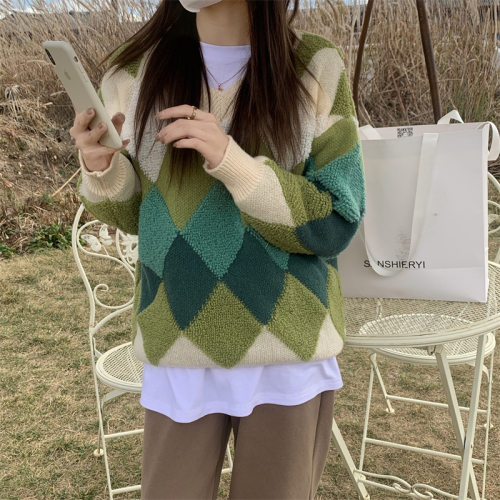 Real price winter new thickened design sense of minority lazy wind Ling lattice color matching V-Neck Sweater women's sweater