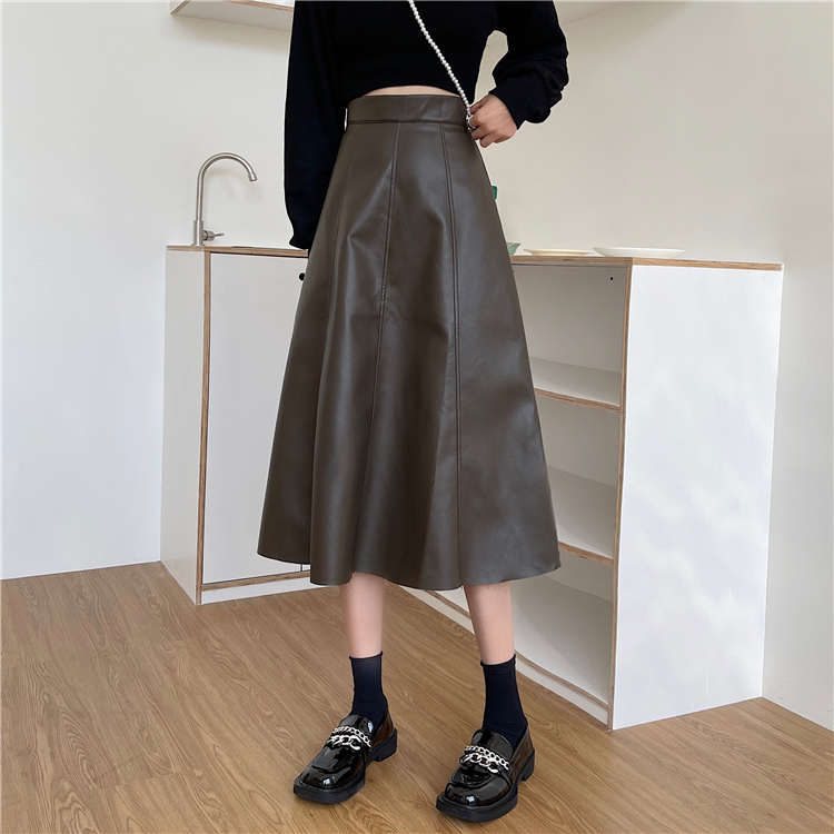Real shooting and real price autumn new Korean version close waist and show thin A-type medium and long leather skirt women's skirt