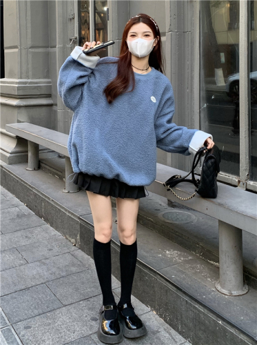 Real price winter round neck label drawstring loose coat Korean version reduced age lamb cashmere Pullover Sweater