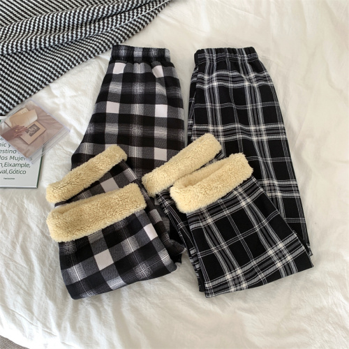 Real price black and white plaid pants women's autumn and winter new lamb cashmere wide leg pants high waist straight casual pants