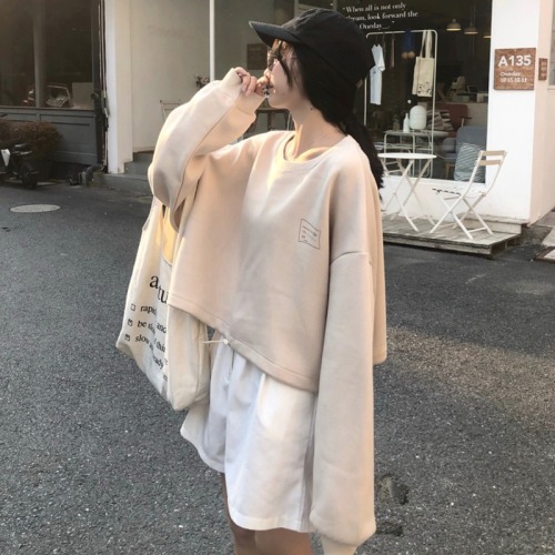 Real shot short plush sweater women's loose and lazy top in early autumn 2021