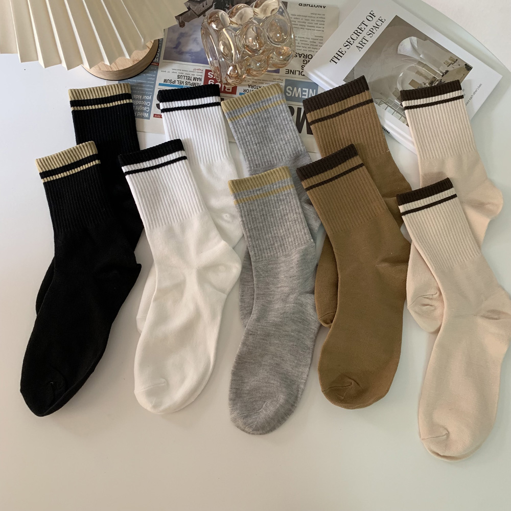 Real price socks children's winter middle tube socks ins tide socks net red sports women's long tube pile socks