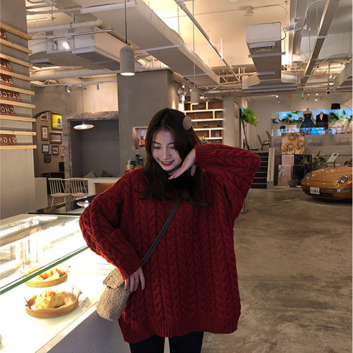 Chelizi red twist sweater in autumn and winter female student loose retro temperament round neck medium and long knitted outer wear