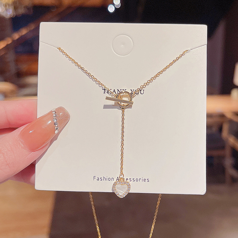 Real shooting of new personalized design of East Gate titanium steel necklace women's net red heart-shaped clavicle chain