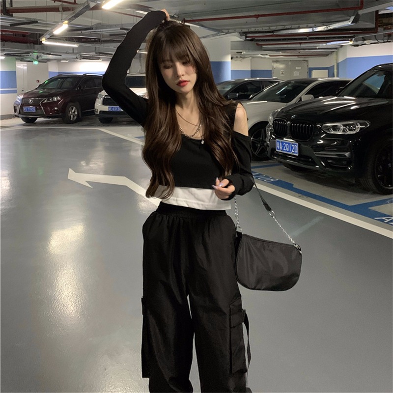 Real shooting of spring vacation two long sleeved T-shirt women's hot girl style