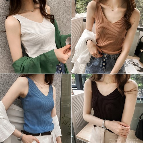 Spring women's new style with ice silk knitted vest inside, women's sleeveless top, slim, bottomed, suspender and fashion outside