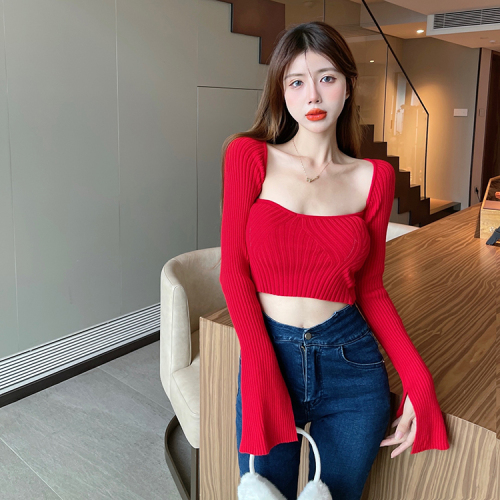 Real price red V-neck slim long sleeve short top