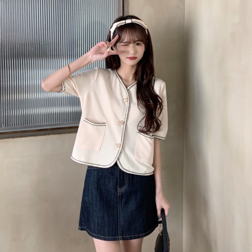 Real shooting of new summer large women's clothes French style small fragrance loose short V-neck