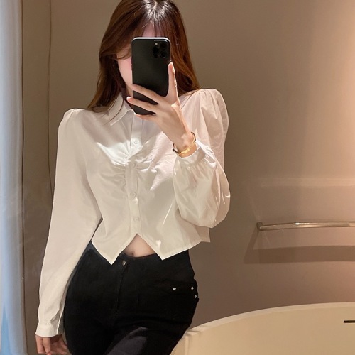 Shirt women's short design sense of minority white pleat irregular long sleeve shirt high sense chic top in spring