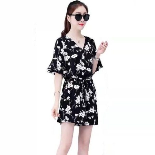 Western style one-piece clothes and Shorts Set 2022 summer new women's clothes short and loose Chiffon one-piece pants fashion
