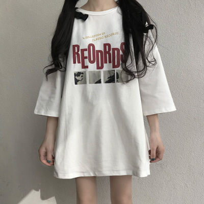 New Korean version loose and versatile letter printing age reducing foreign style bottomed short sleeved T-Shirt Top Women's fashion