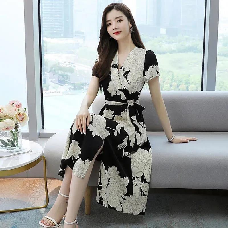 Chiffon dress children's summer dress 2022 new large high-end Korean version slim and long broken flower skirt