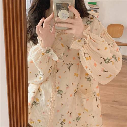 Real shooting and real price 2022 spring new Korean version bubble soft cotton lace printing small fresh home clothes set can be worn out