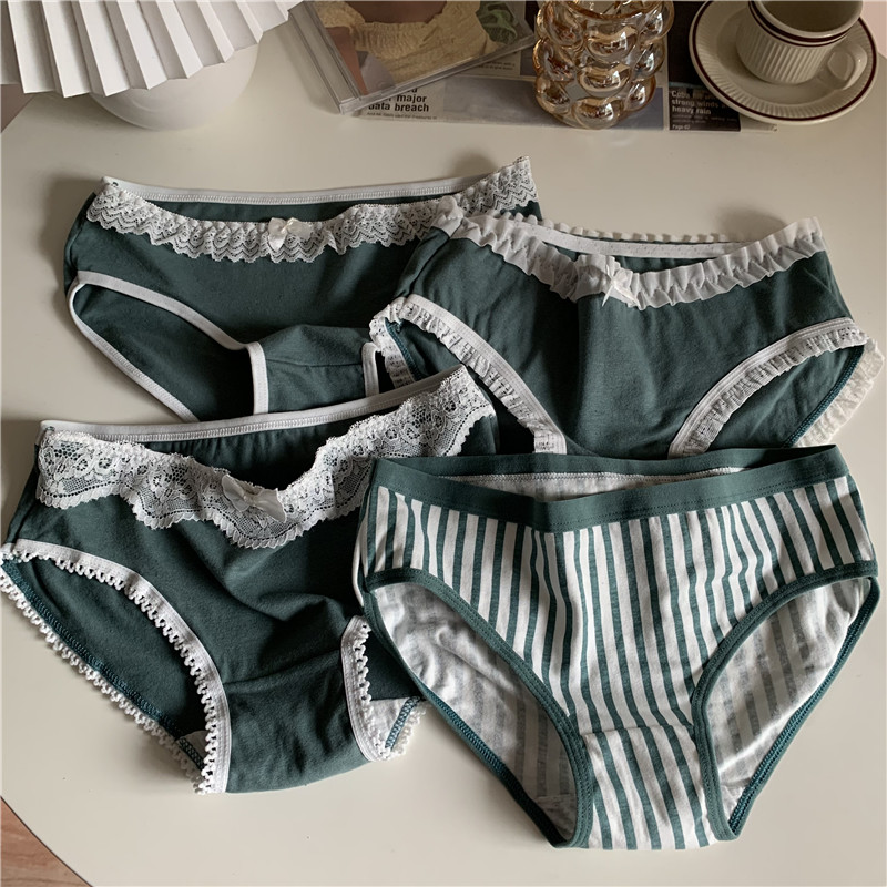 Real price Korean girls' dark blue lace contrast bow stripe pure cotton middle waist student triangle underwear
