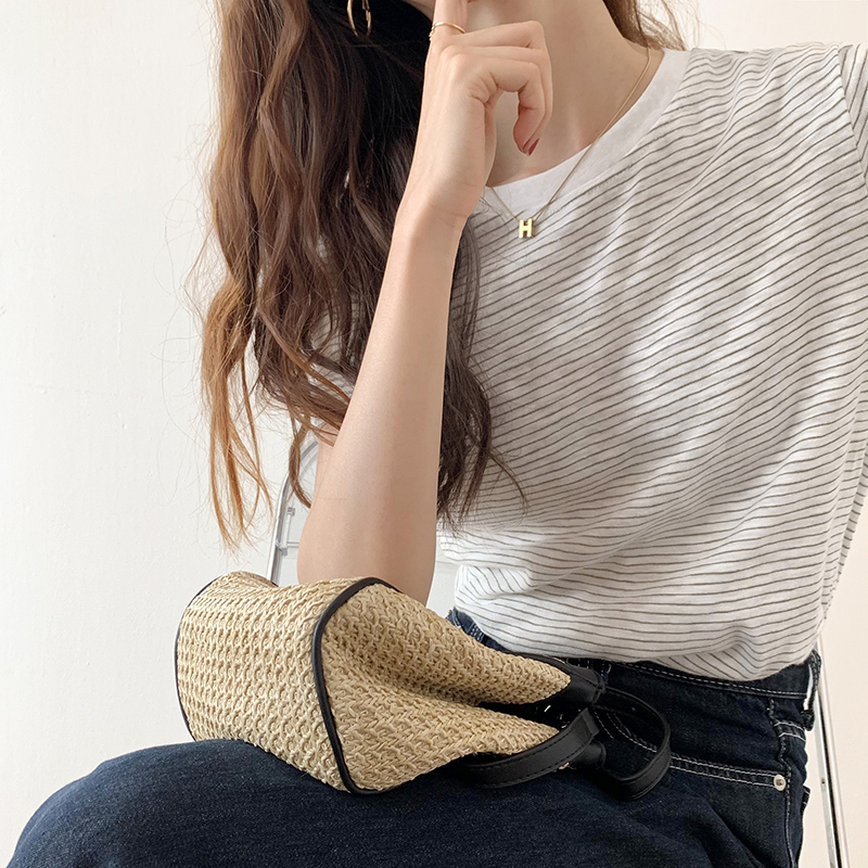 Real shooting fine horizontal stripe T-shirt women's summer 2022 new pure cotton Vintage loose contrast color women's top thin style