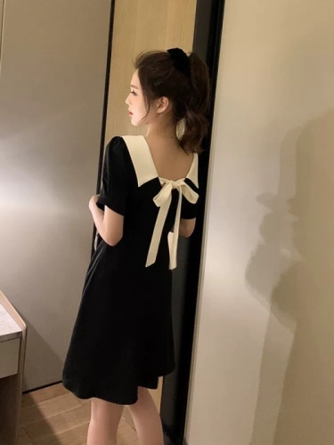 Summer new large doll neck off shoulder bow tie tie dress Hepburn style small black skirt