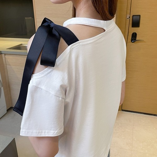 Real shooting pure cotton short sleeved T-shirt women's wear 2022 new summer off shoulder top design sense of niche trend