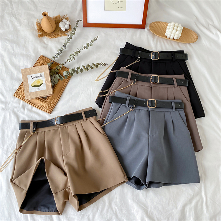 Real shot Korean version of casual thin wide leg shorts high waist personalized suit pants with chain belt