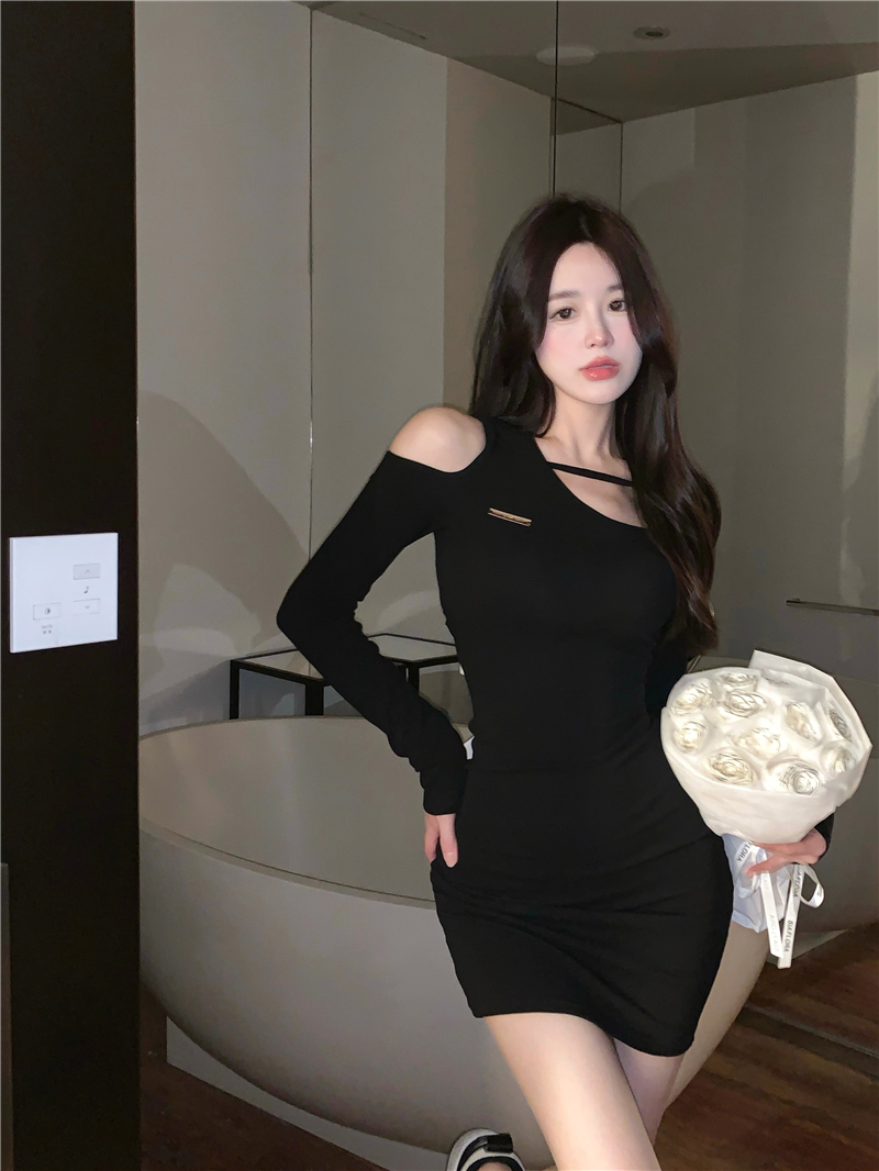 Real shooting, real price hot girl design, off shoulder back bow, slim wrap hip dress