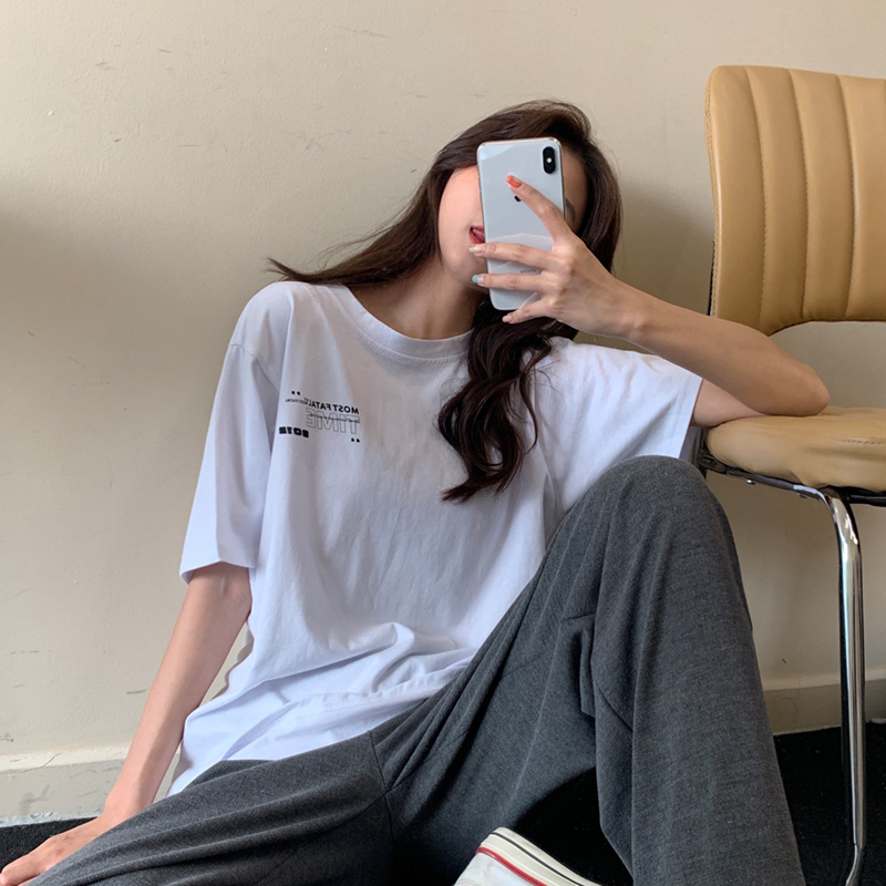 Short sleeved T-shirt women's Korean version loose Hong Kong Style Harajuku style retro top fashion students' same style for men and women