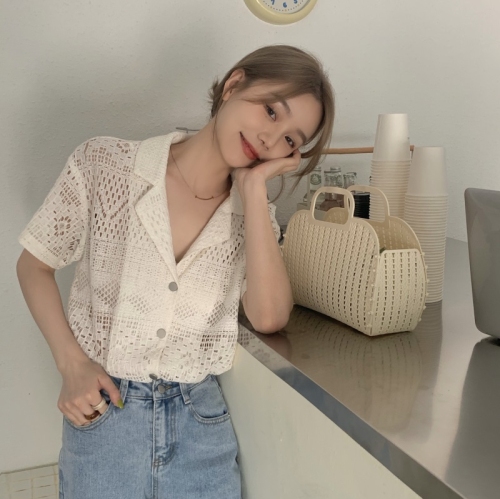 Real shot real price Korean version loose and thin, vintage hollow out lace button up shirt, versatile student short sleeved cardigan
