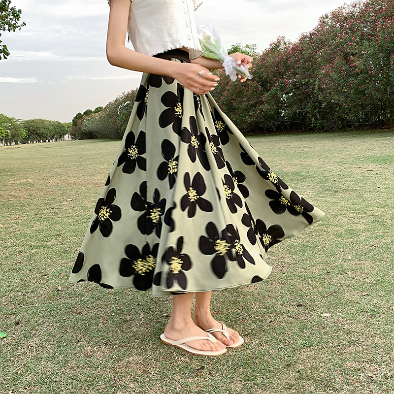 Early luxury women's wear the same European station flower skirt women's summer French loose and thin A-line skirt