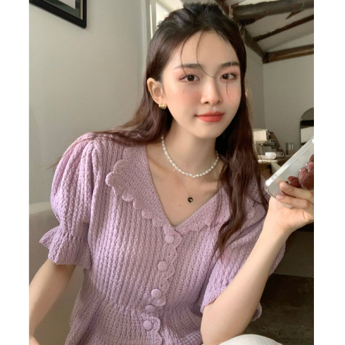 Real shooting Korean romantic temperament gentle V-neck small bubble sleeve high waist cardigan hook flower knitted sweater