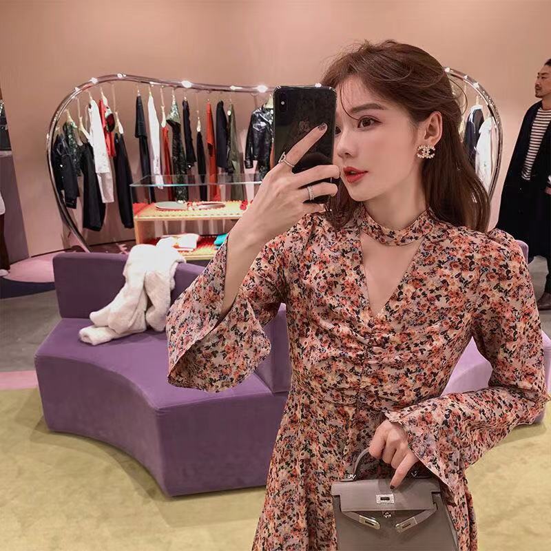 2022 long skirt V-neck pleated Vintage hanging neck floral dress women's slim waist closed trumpet sleeve sisterly style