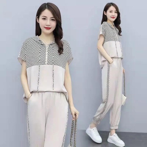 Sports and leisure suit women's short sleeve 2022 new summer fashion, foreign style, fried street, reduced age running, slim two-piece set
